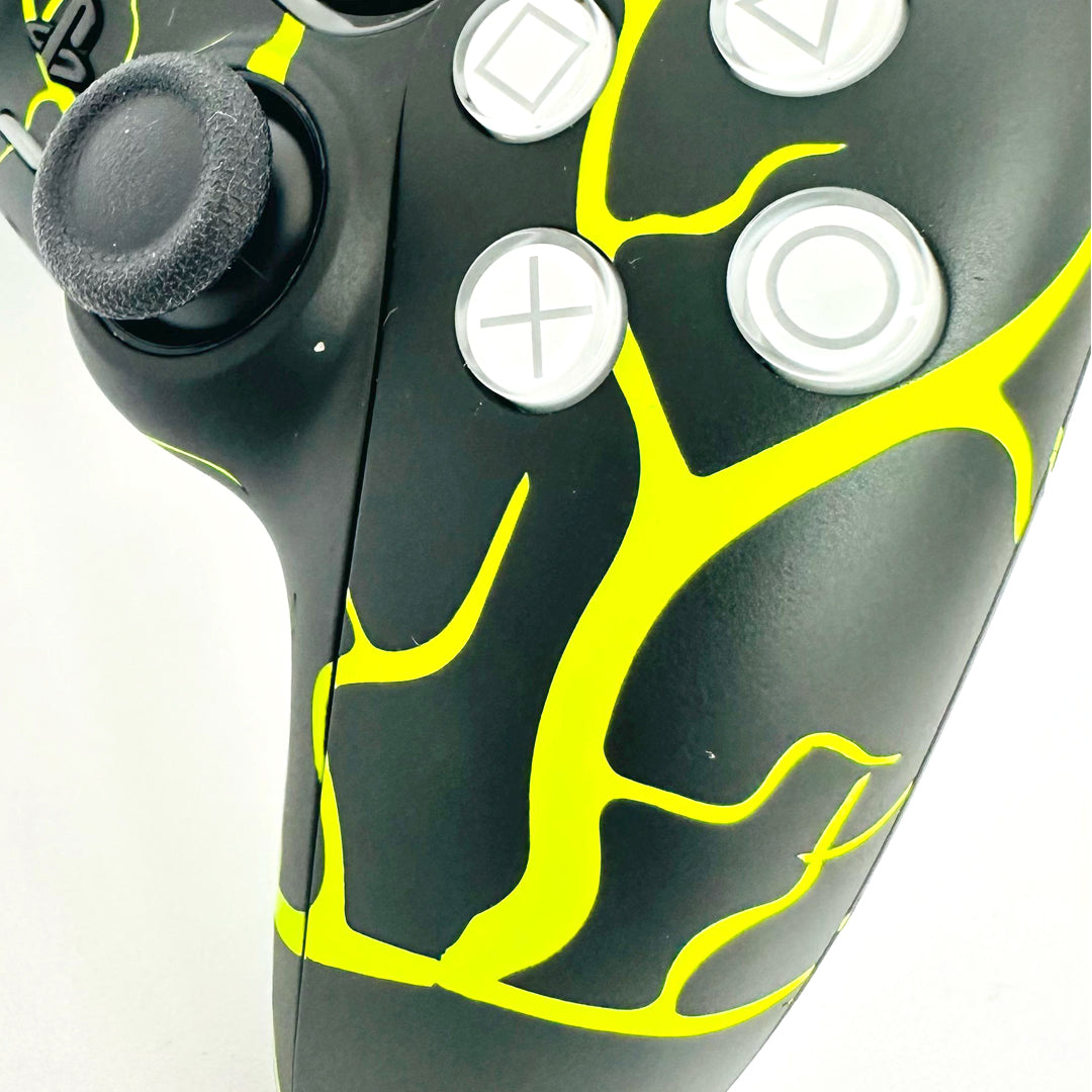 PS5 Dual Sense Controller THUNDER Edition