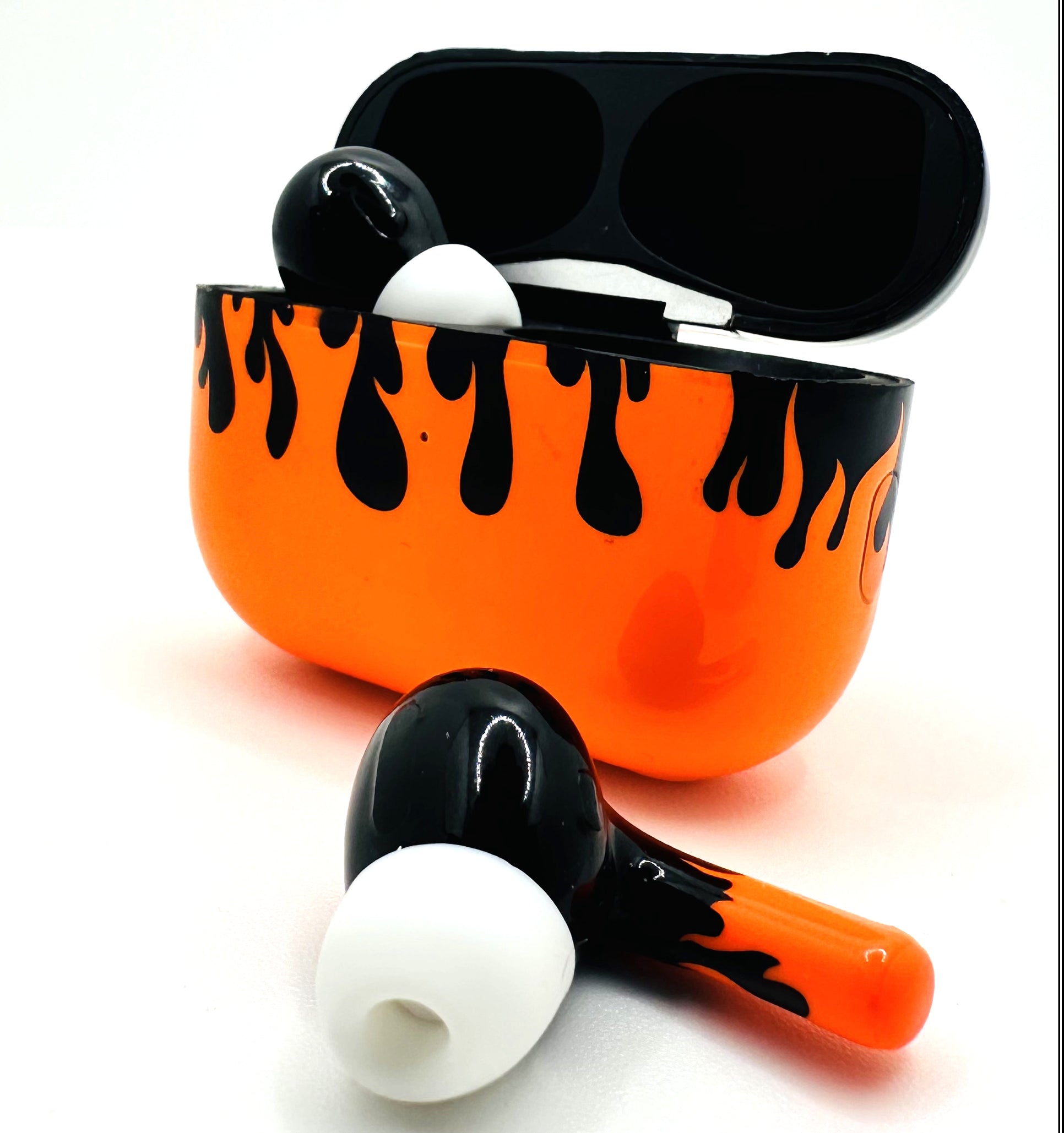 Apple AirPods Pro 3 Fire Storm