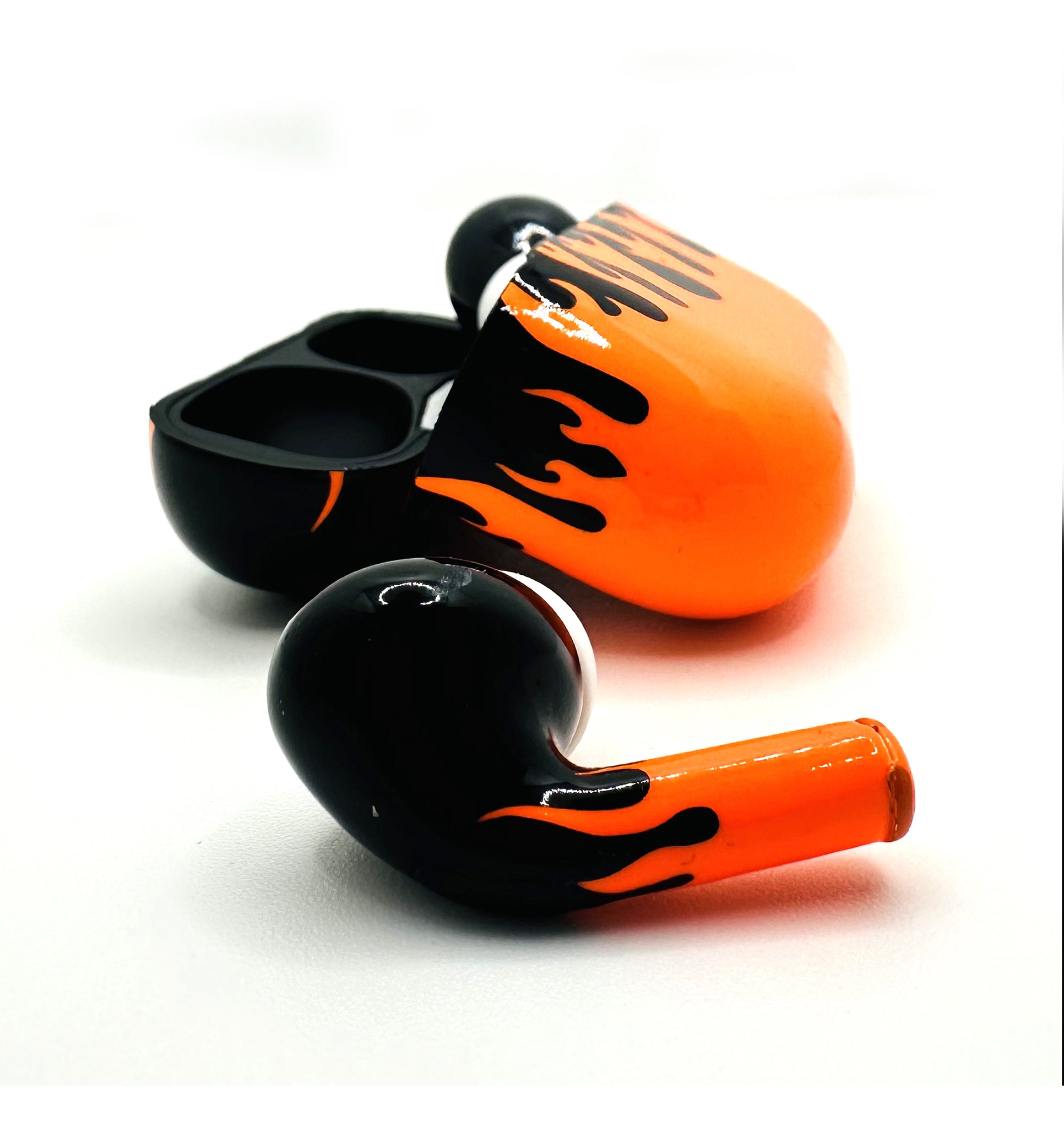 Apple AirPods Pro 3 Fire Storm